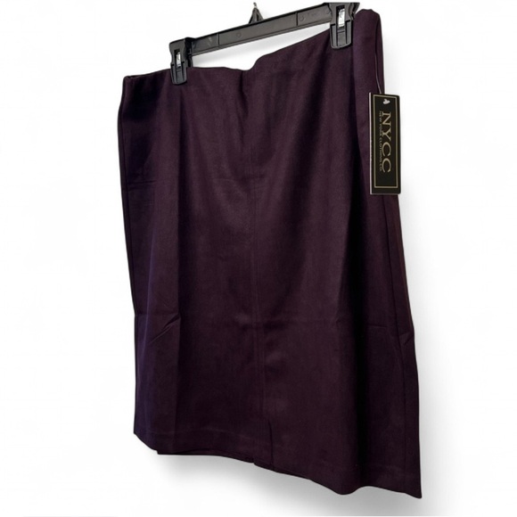NYCC Purple Skirt - Picture 4 of 6